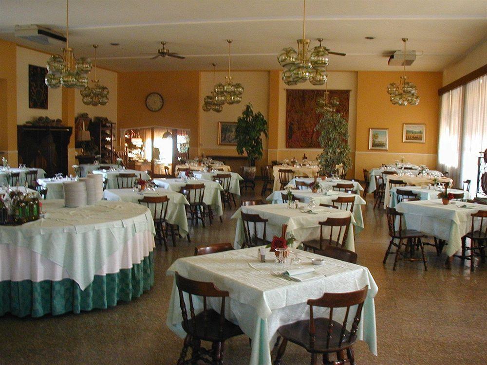 Hotel Quo Vadis None Zewnętrze zdjęcie